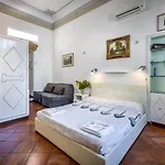 بيت ضيافة Duomo Palace فلورنس